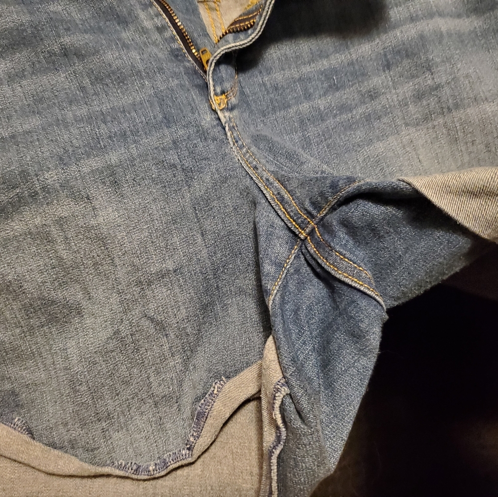 Universal Thread shorts - Picture 3 of 4